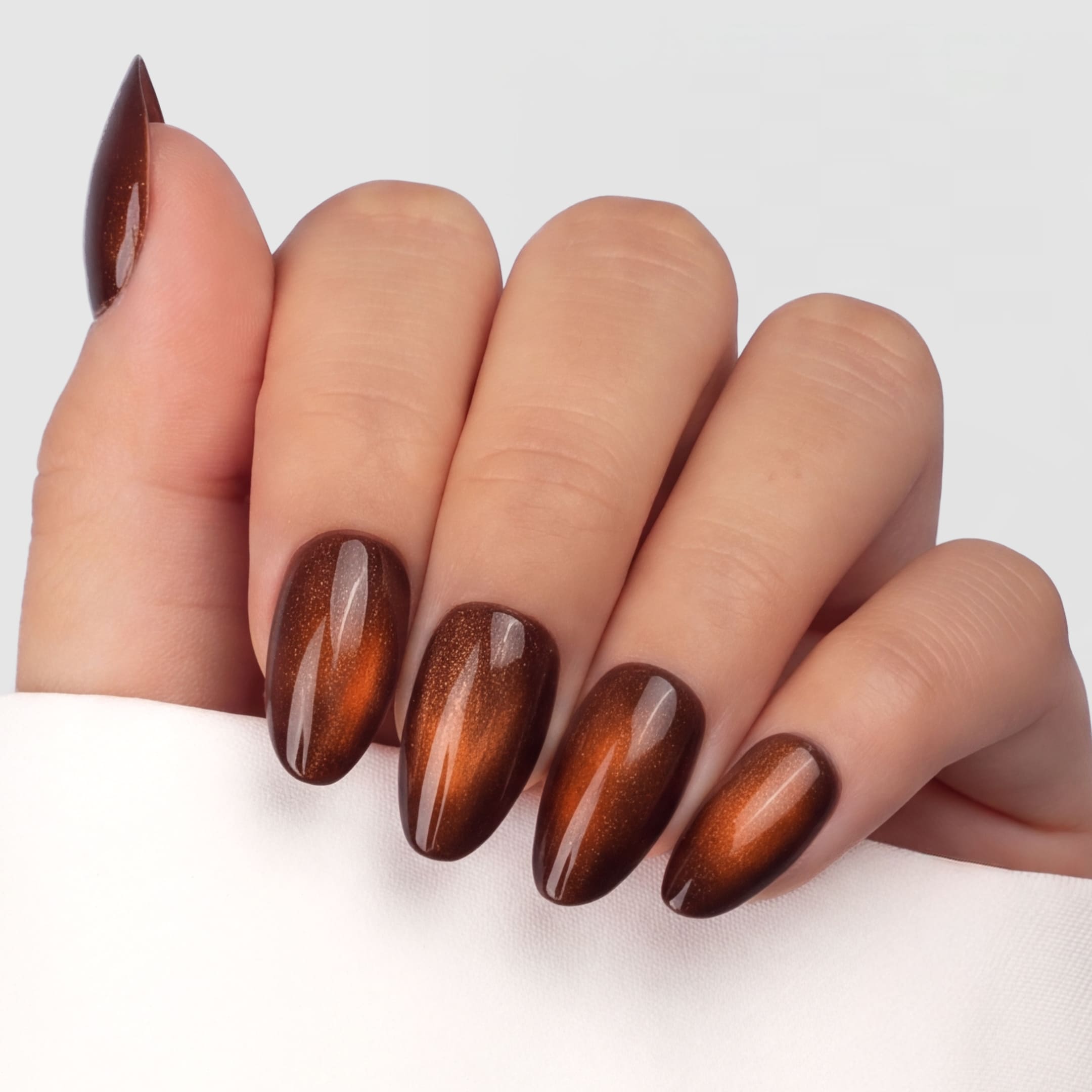 Cat Eye Tiger Almond
