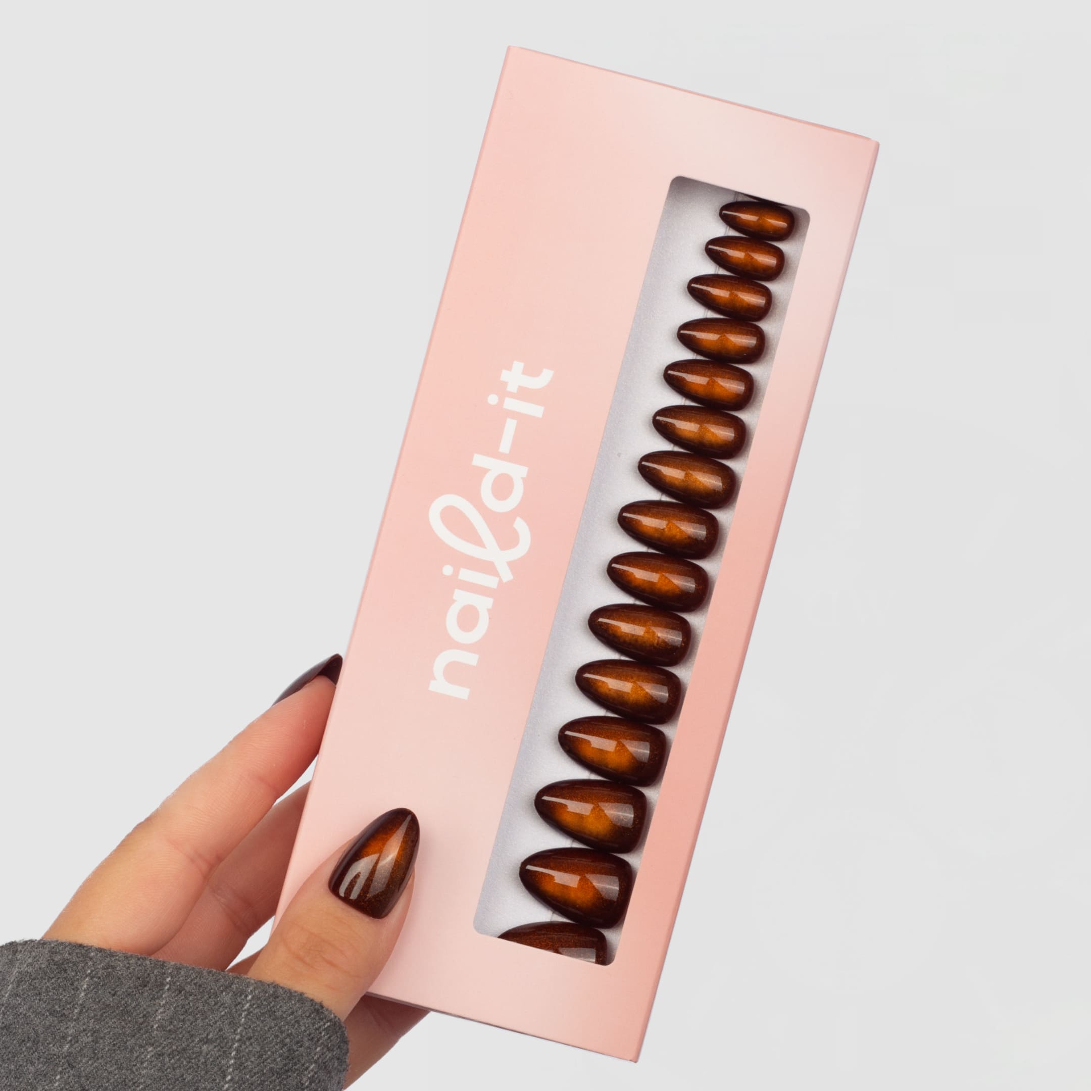 Cat Eye Tiger Almond