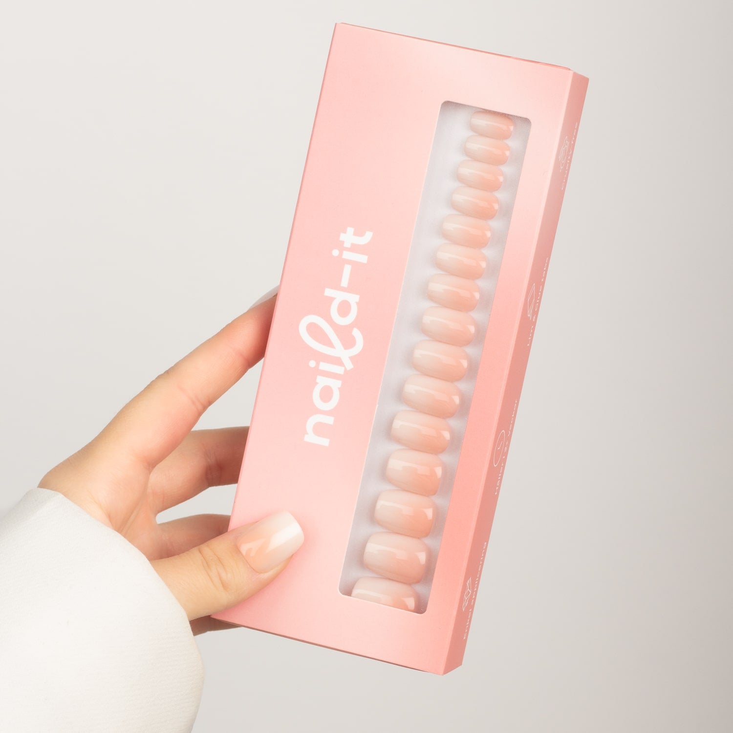 French Ombre Square press-on naglar med mjuk ombre-effekt i rak square-form