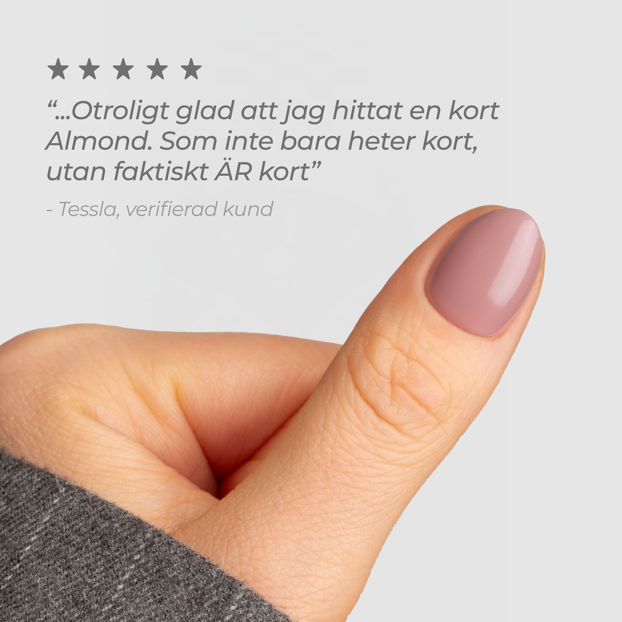 Mauve Almond Short press-on lösnaglar i kort almondform med elegant mauve-nyans och glansig finish