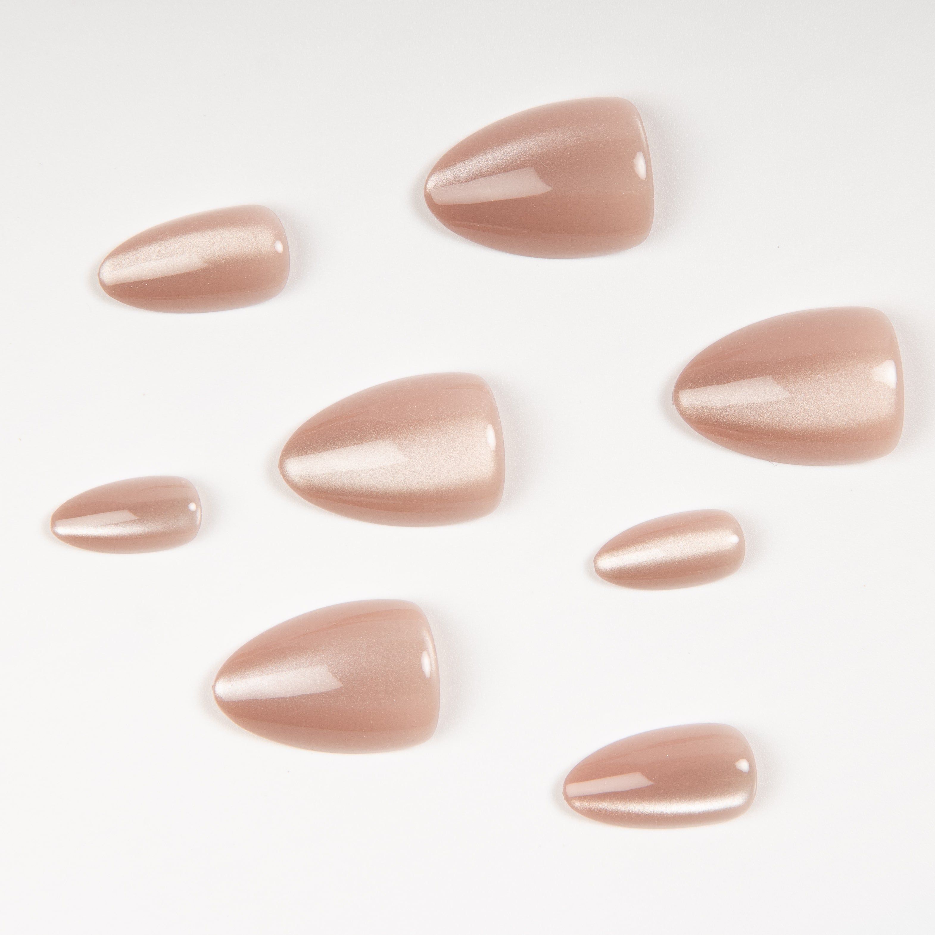 Cat Eye Mauve Almond