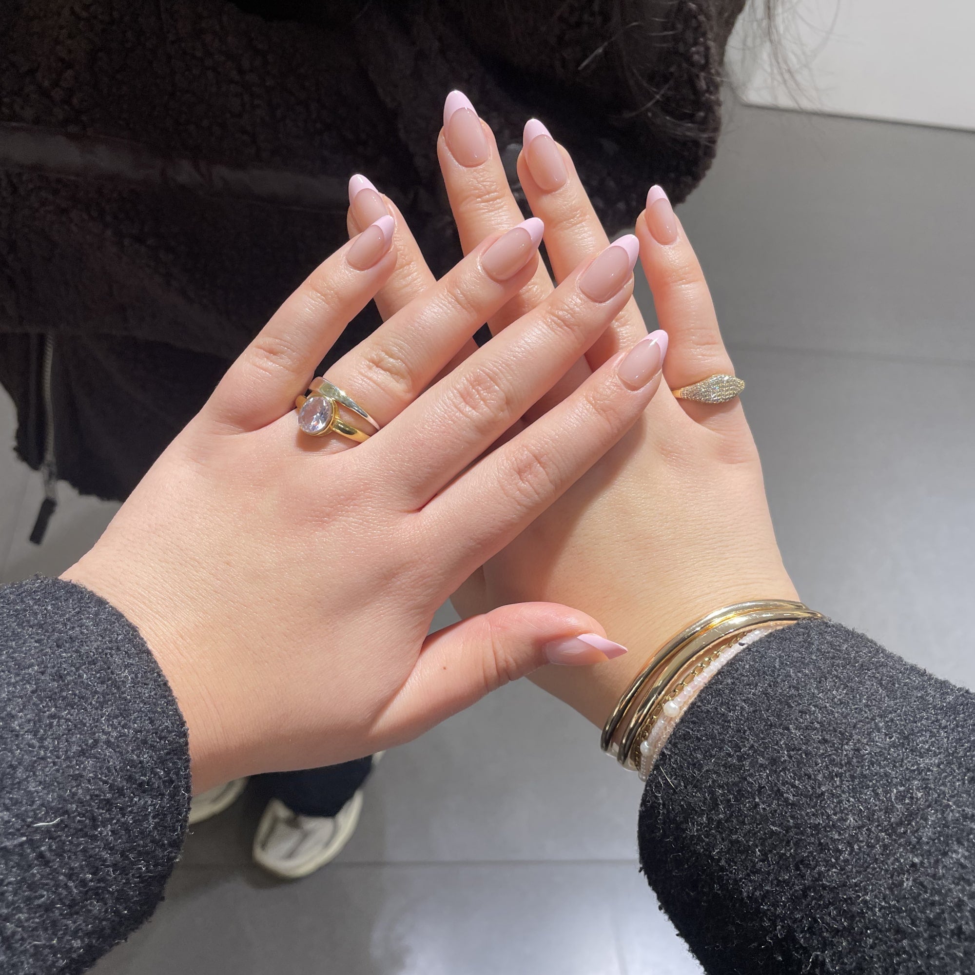 Pink French Tip Almond rosa fransk manikyr Soft Gel Press-on naglar Naild-it