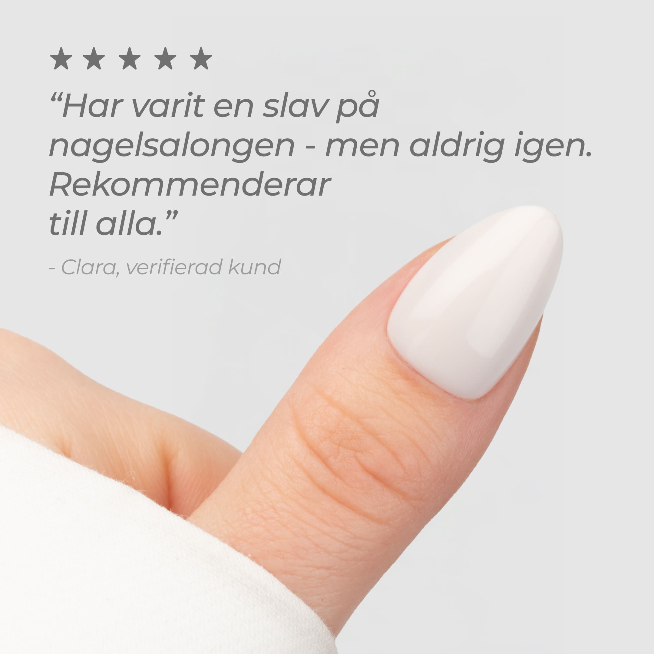 Krämvita press on naglar i almondform – mjuk och naturlig look