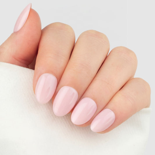 Soft Pink Almond Short press-on lösnaglar i kort almondform med mjuk rosa nyans och naturlig finish