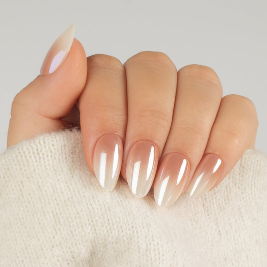 French Ombre Glazed Almond – press-on naglar i almond-form med trendig glazed finish