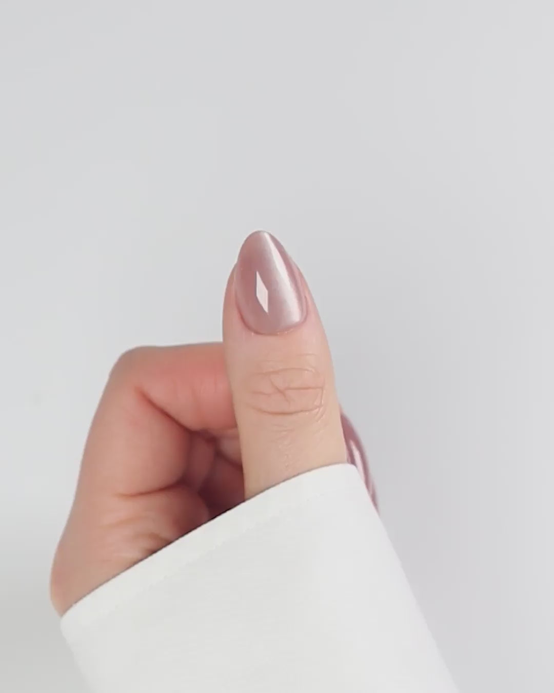 Cat Eye Mauve Almond